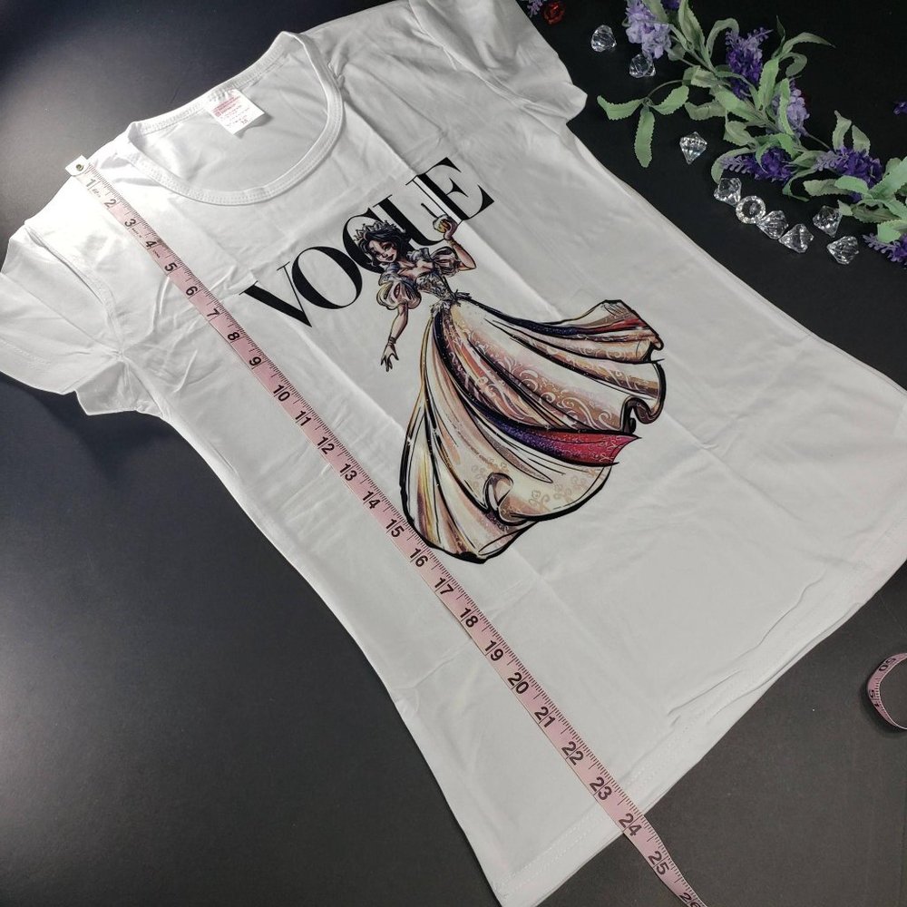 Vogue Disney Snow White Queen Short Sleeve T-Shirt - Picture 12 of 14
